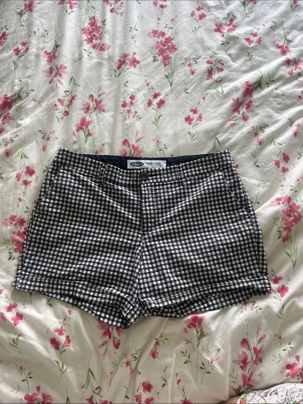 Old Navy Mid-Rise Printed Everyday blue and white check Size 8 gingham